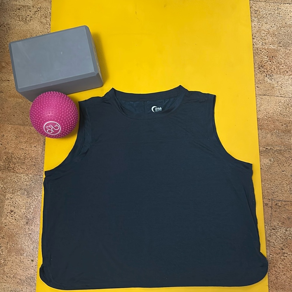 ZYIA Muscle Tank, Cropped
